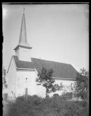 Bygning 1900 Enebakk
Enebakk kirke sett fra Igna-siden
Nøkkelord: bygning;kirke;enebakk;kirketårn;tre;trær;igna