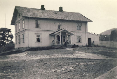 Ubberud gård
Ubberud var Enebakks første gamlehjem (fattig-gård)
Keywords: Ubberud;fattiggård